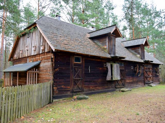 Budynek inwentarski z Karczmiska z 1925 r.